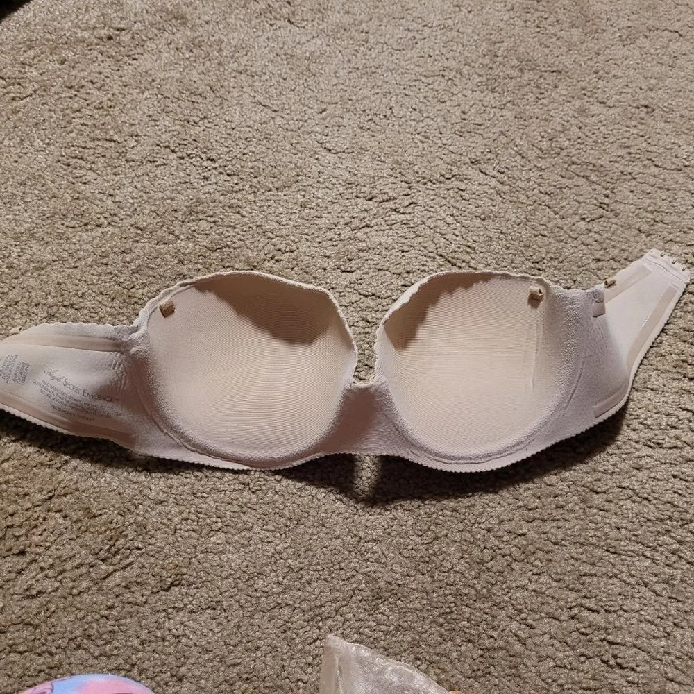 Victoria's Secret Angel Secret Embrace Strapless Bra 34C - Picture 2 of 7